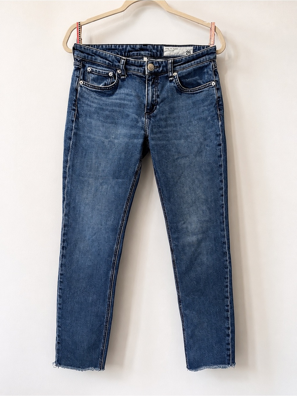 Rag & Bone Dre Low Rise Slim Boyfriend Jeans Women’s Size 26 Medium Wash Raw Hem